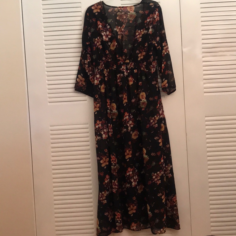 Dress - Picture 2 of 6